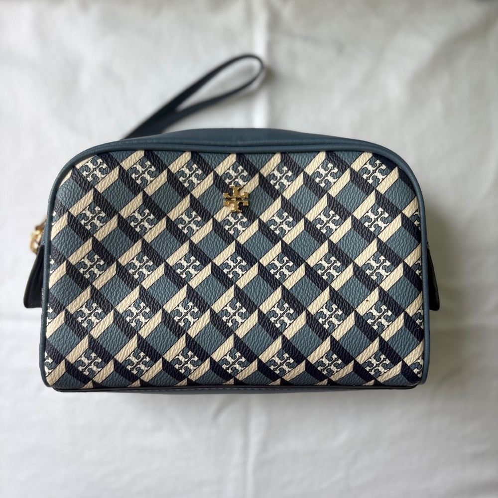 Tory Burch T Monogram Geo Zip Wristlet Pouch – Navy & Cream